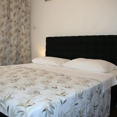 Apartment Tea With Private Pool Krk Town Exterior photo