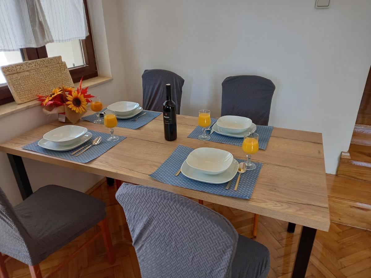 Tea With Private Pool Apartment Krk Town