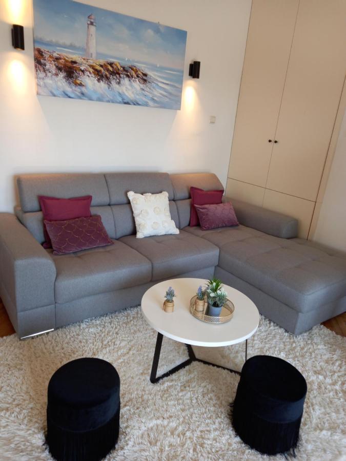 Apartment Tea With Private Pool