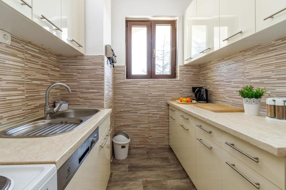 Tea With Private Pool Apartment *